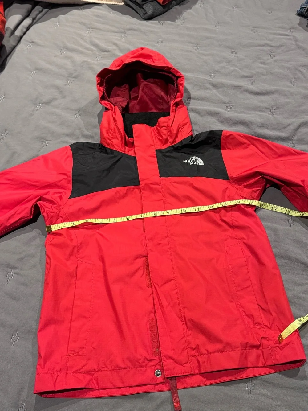 The North Face Kids Two-Tone Red and Black Hooded Rain Jacket - Size XS (6)